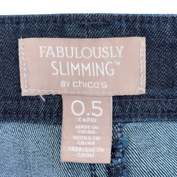 Chico's Fabulously Slimming Capri Jeans Dark Wash Size 6 0.5 Denim Pants - Picture 3 of 7